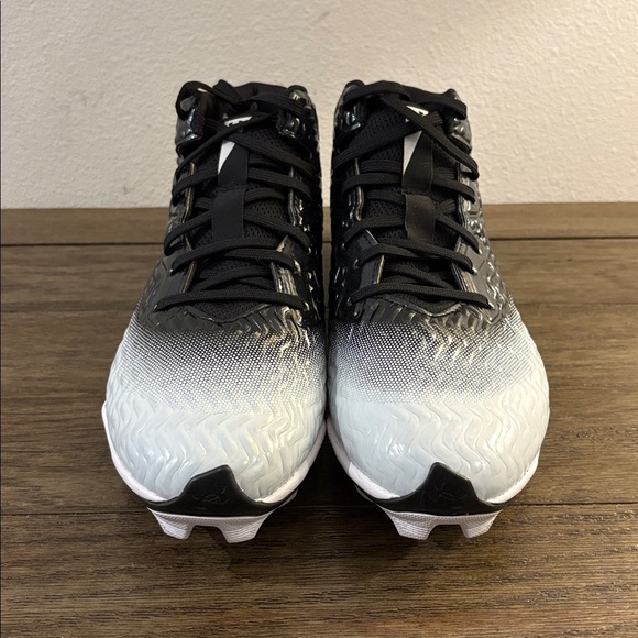 NEW [Under Armour] UA Spotlight Hammer Black/White Football Cleats Men’s 9.5 - Picture 7 of 12